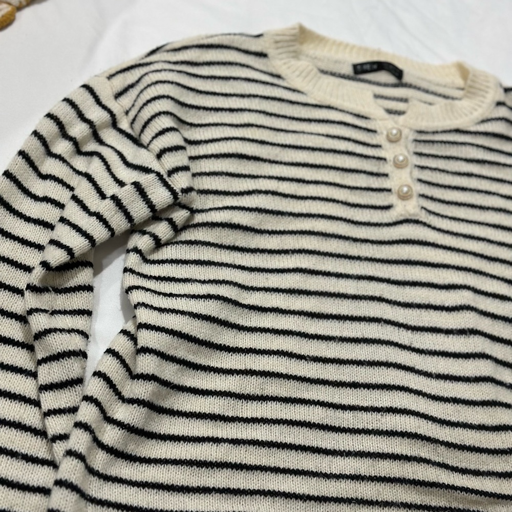 stripes sweater